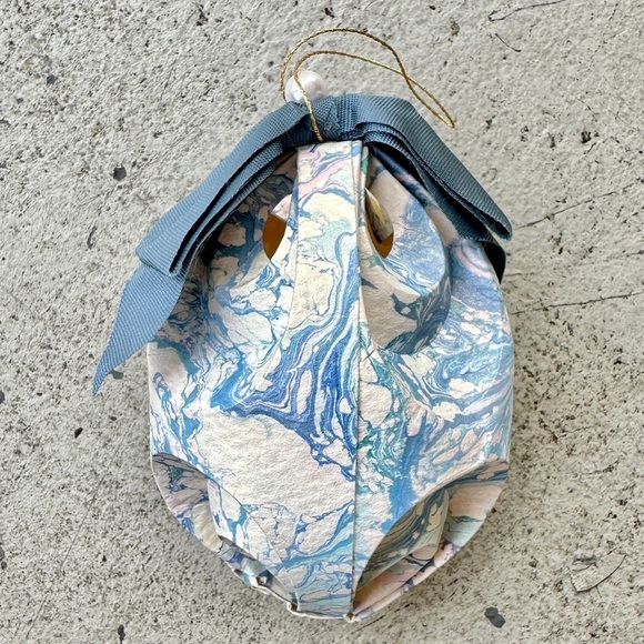 Blue and White Marble Paper Origami Ornament - Picture 6 of 10